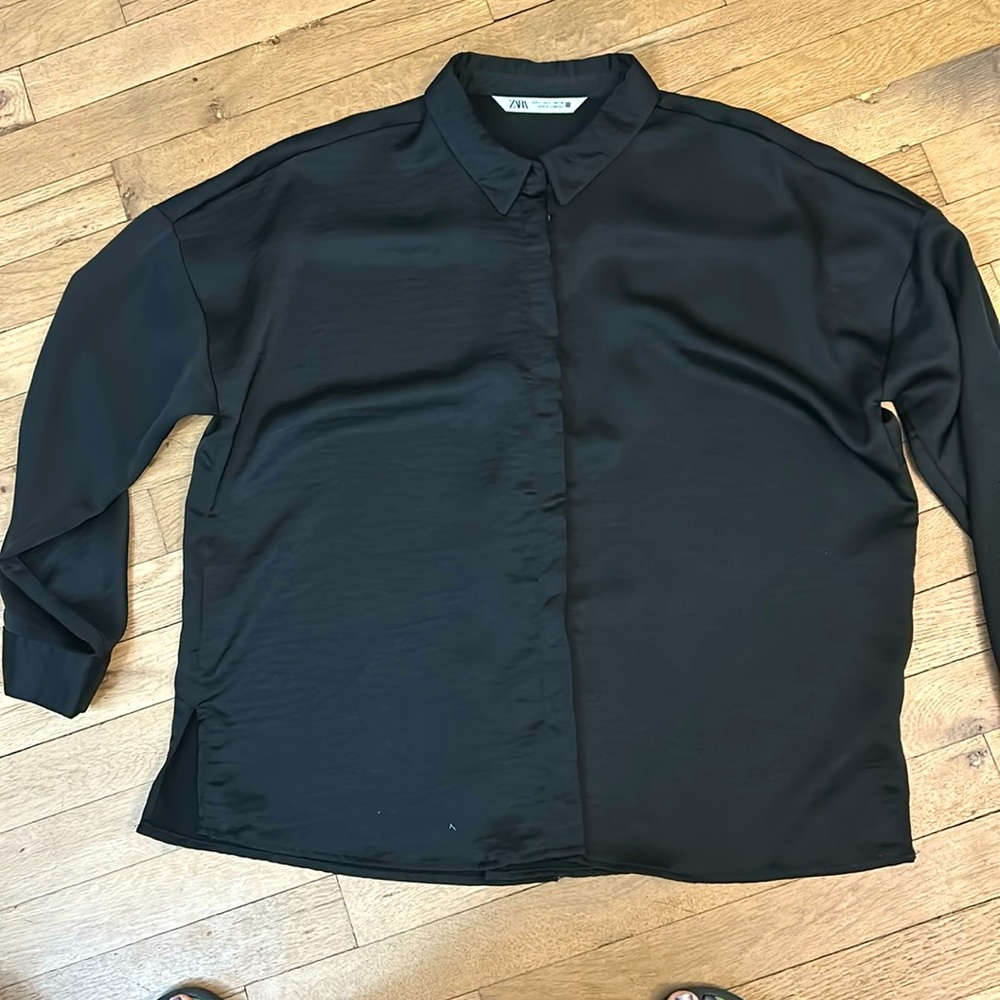 Zara Women’s Long Sleeve Dressy Polyester Black Top Button Down oversize size L